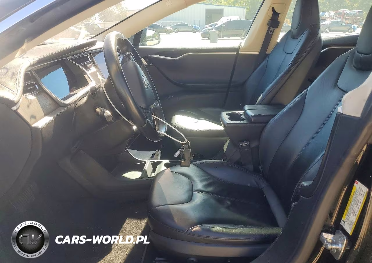 2013 Tesla Model S VIN:5YJSA1CG9DFP06802 - 7