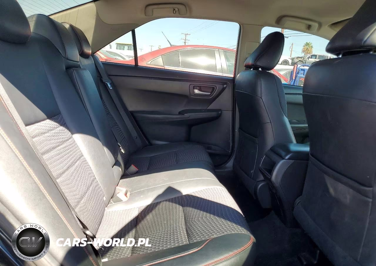2015 Toyota Camry Se VIN:4T1BF1FK5FU087610 - 10