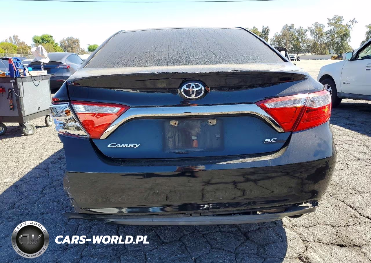 2015 Toyota Camry Se VIN:4T1BF1FK5FU087610 - 6