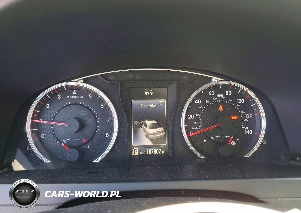 2015 Toyota Camry Se VIN:4T1BF1FK5FU087610 - 9