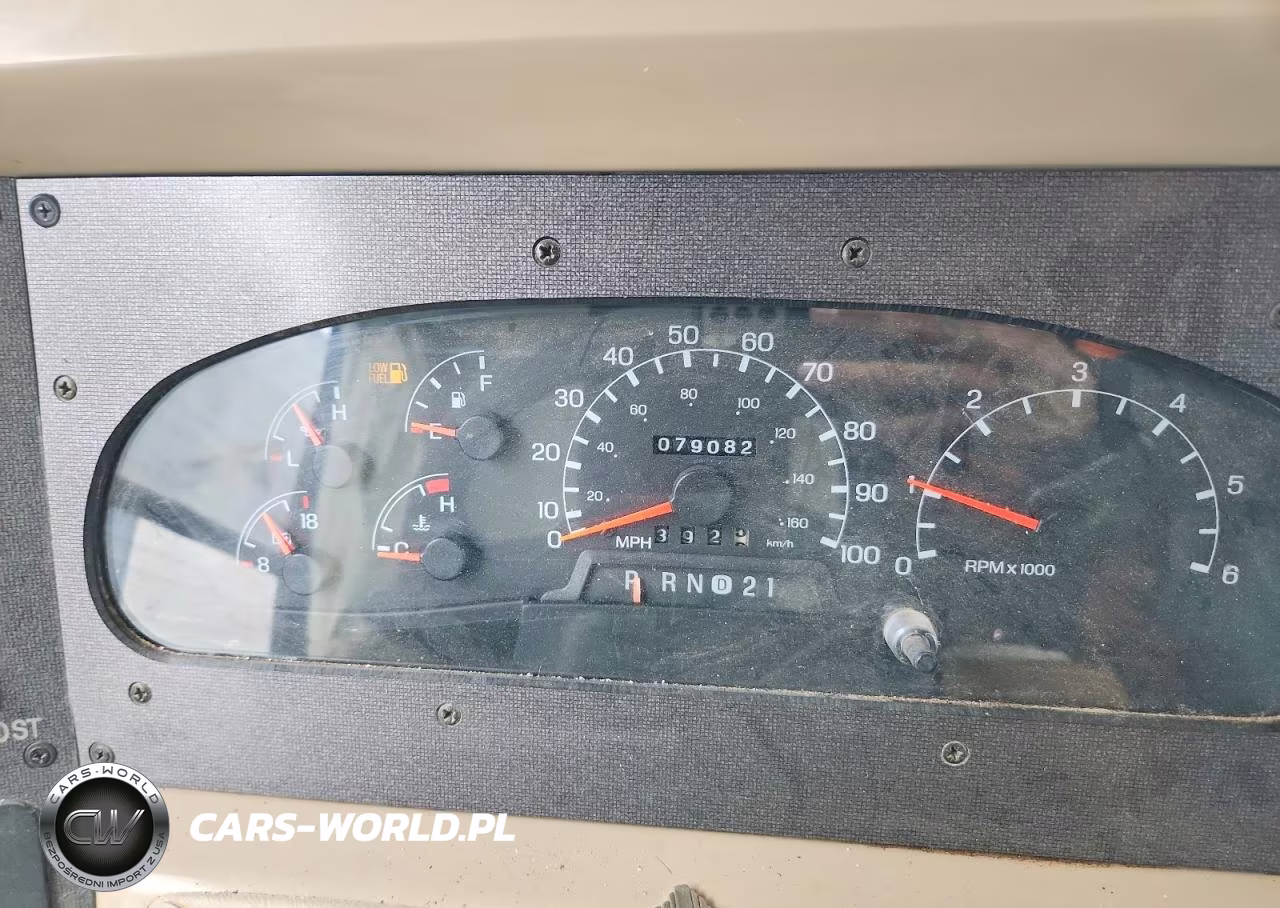 1999 Ford Rv VIN:3FCMF53S0XJA18307 - 8