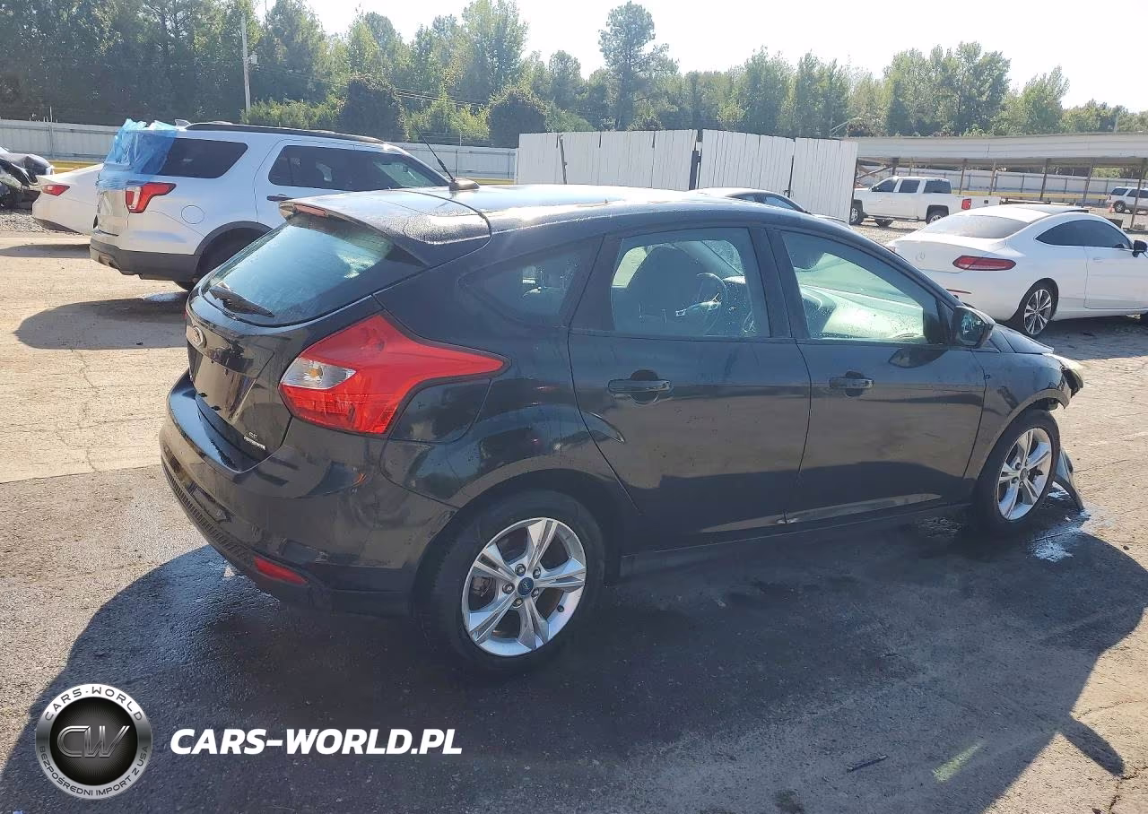 2012 Ford Focus Se VIN:1FAHP3K21CL426769 - 3