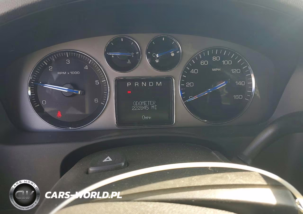 2008 Cadillac Escalade Luxury VIN:1GYFK63848R235480 - 9