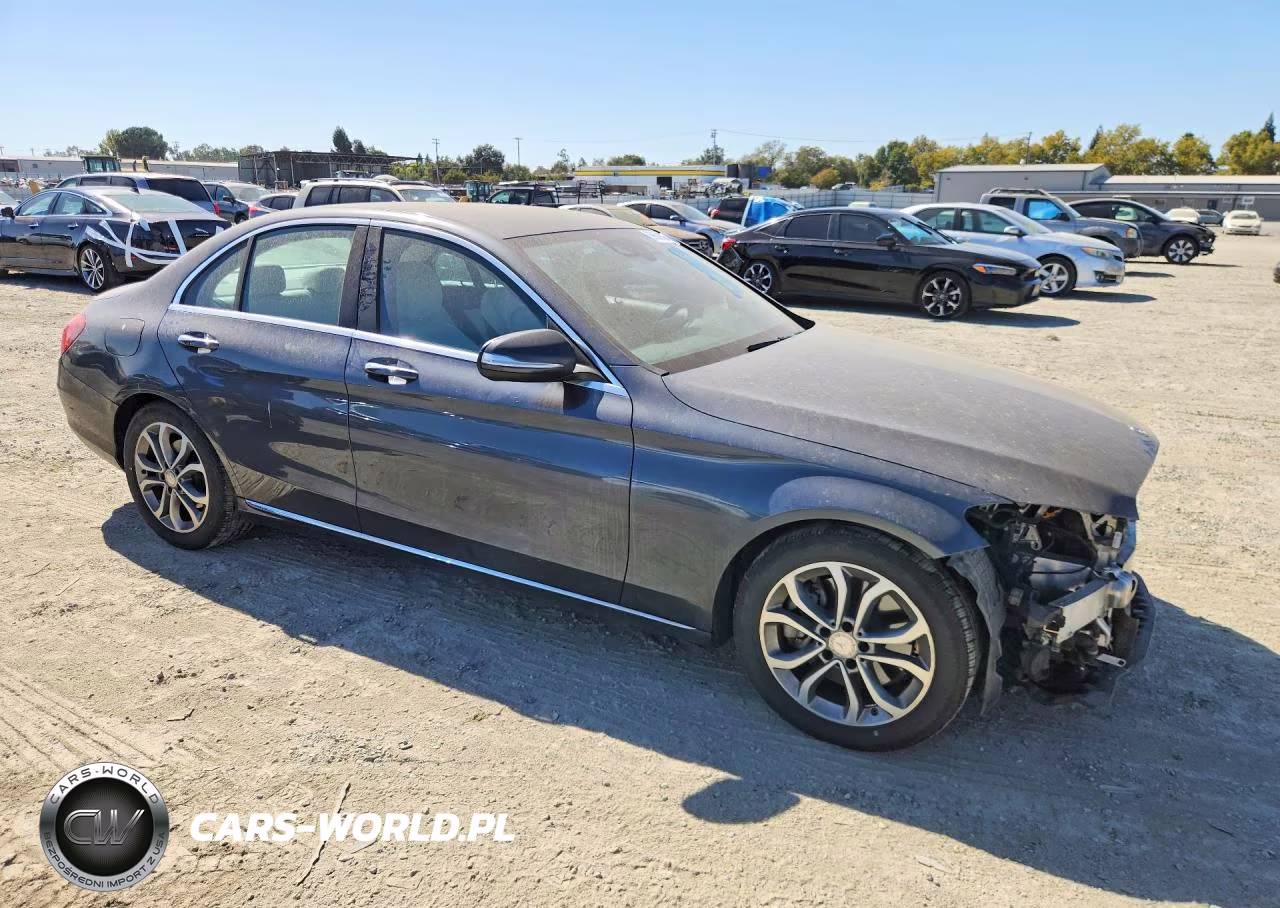 2015 Mercedes-Benz C 300 VIN:55SWF4JB3FU046365 - 4