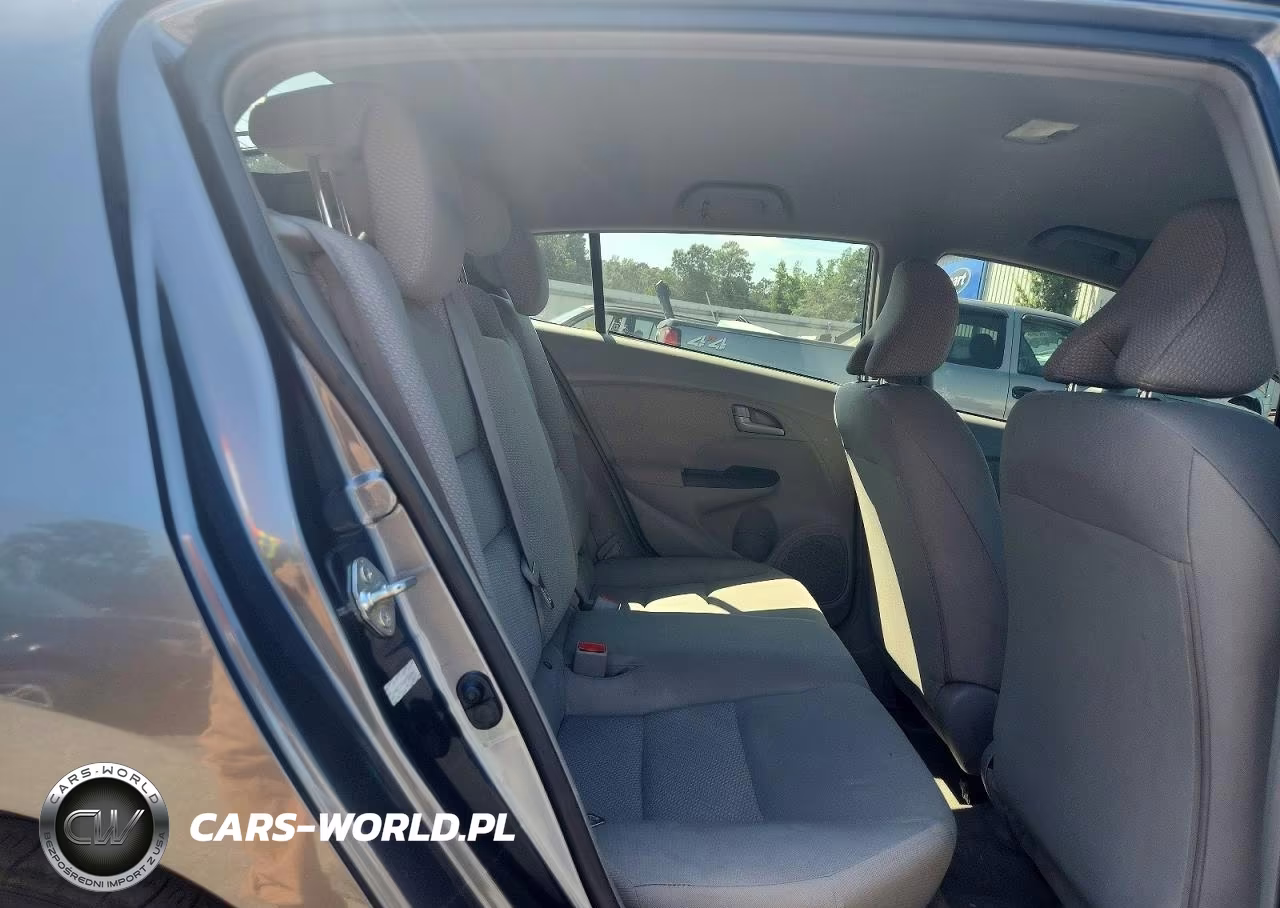 2013 Honda Insight VIN:JHMZE2H38DS001490 - 10