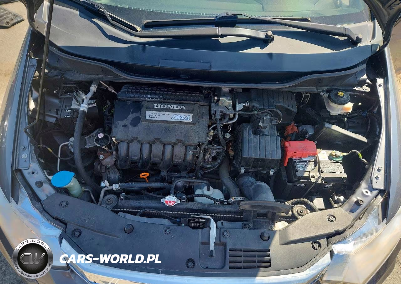 2013 Honda Insight VIN:JHMZE2H38DS001490 - 11