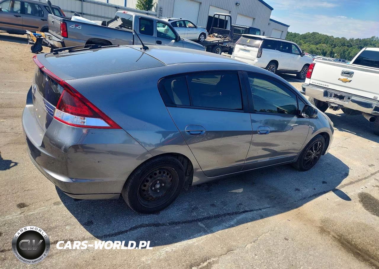 2013 Honda Insight VIN:JHMZE2H38DS001490 - 3