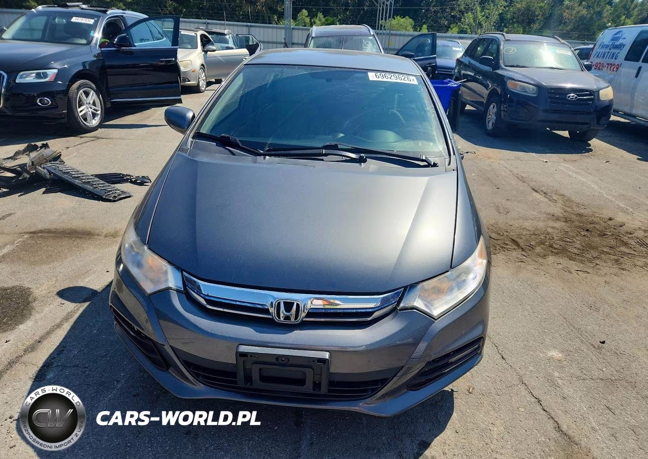 2013 Honda Insight VIN:JHMZE2H38DS001490 - 5