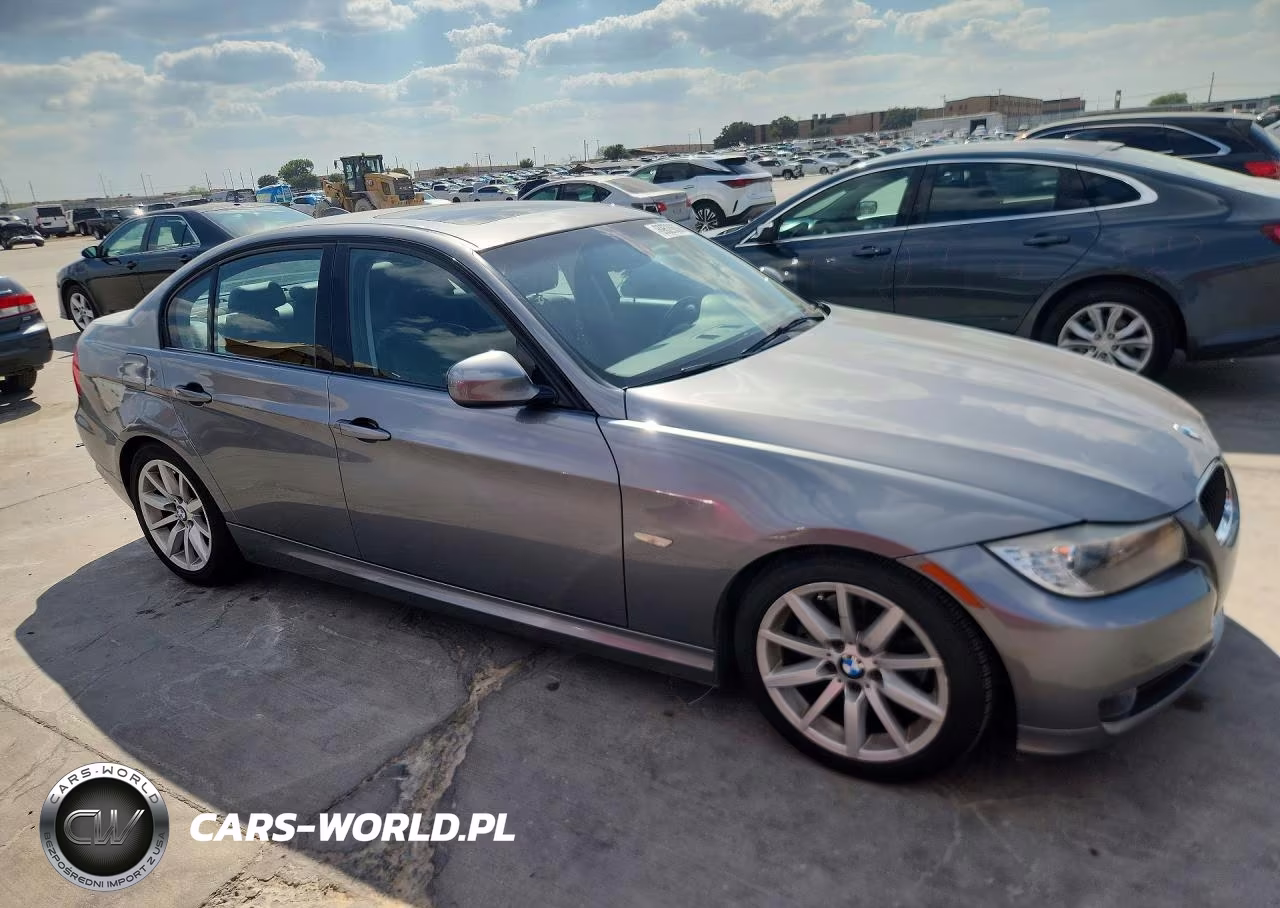 2011 BMW 328 I VIN:WBAPH7C52BE679425 - 4