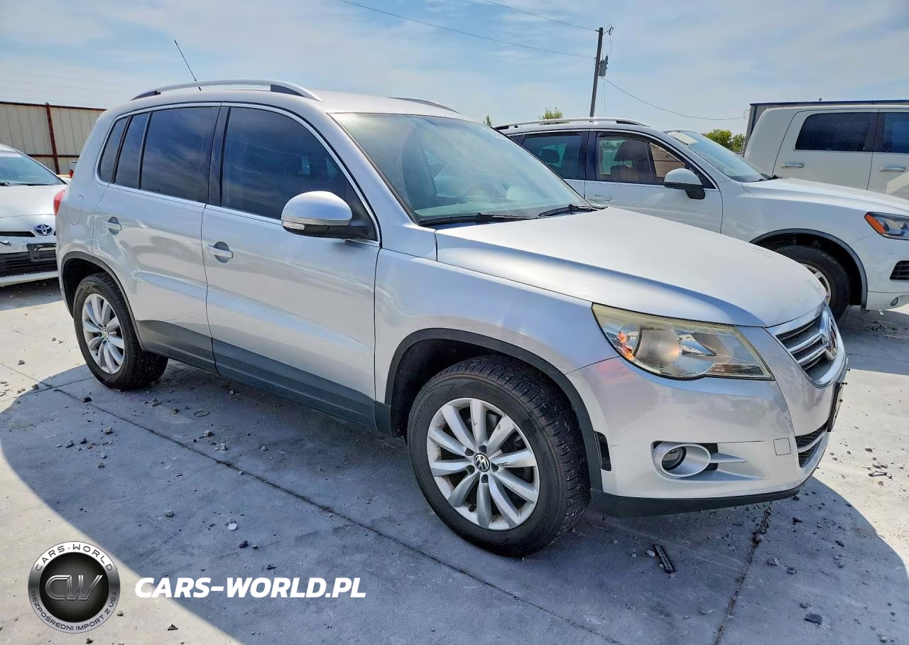 2011 Volkswagen Tiguan S VIN:WVGAV7AX5BW512830 - 4