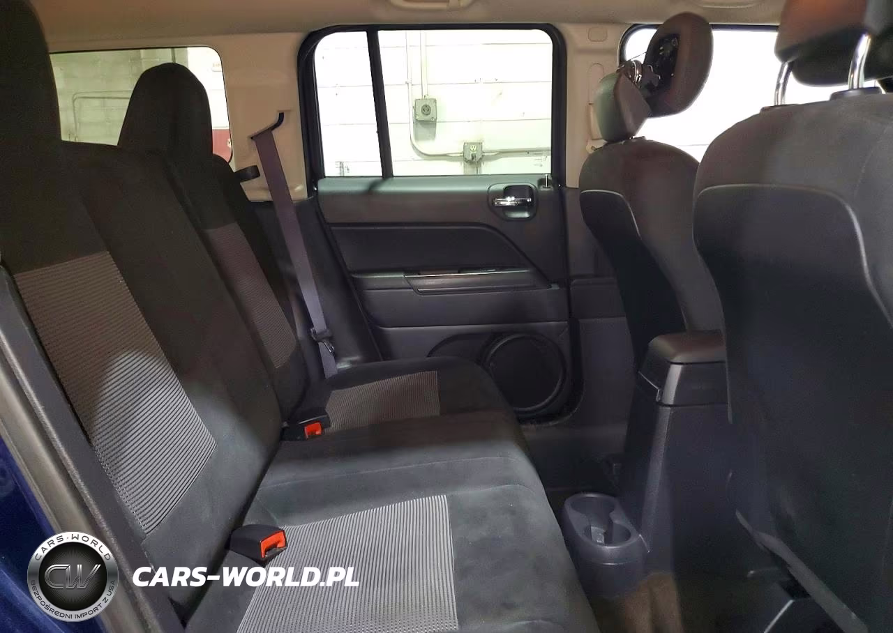 2016 Jeep Patriot Sport VIN:1C4NJPBA4GD609287 - 11