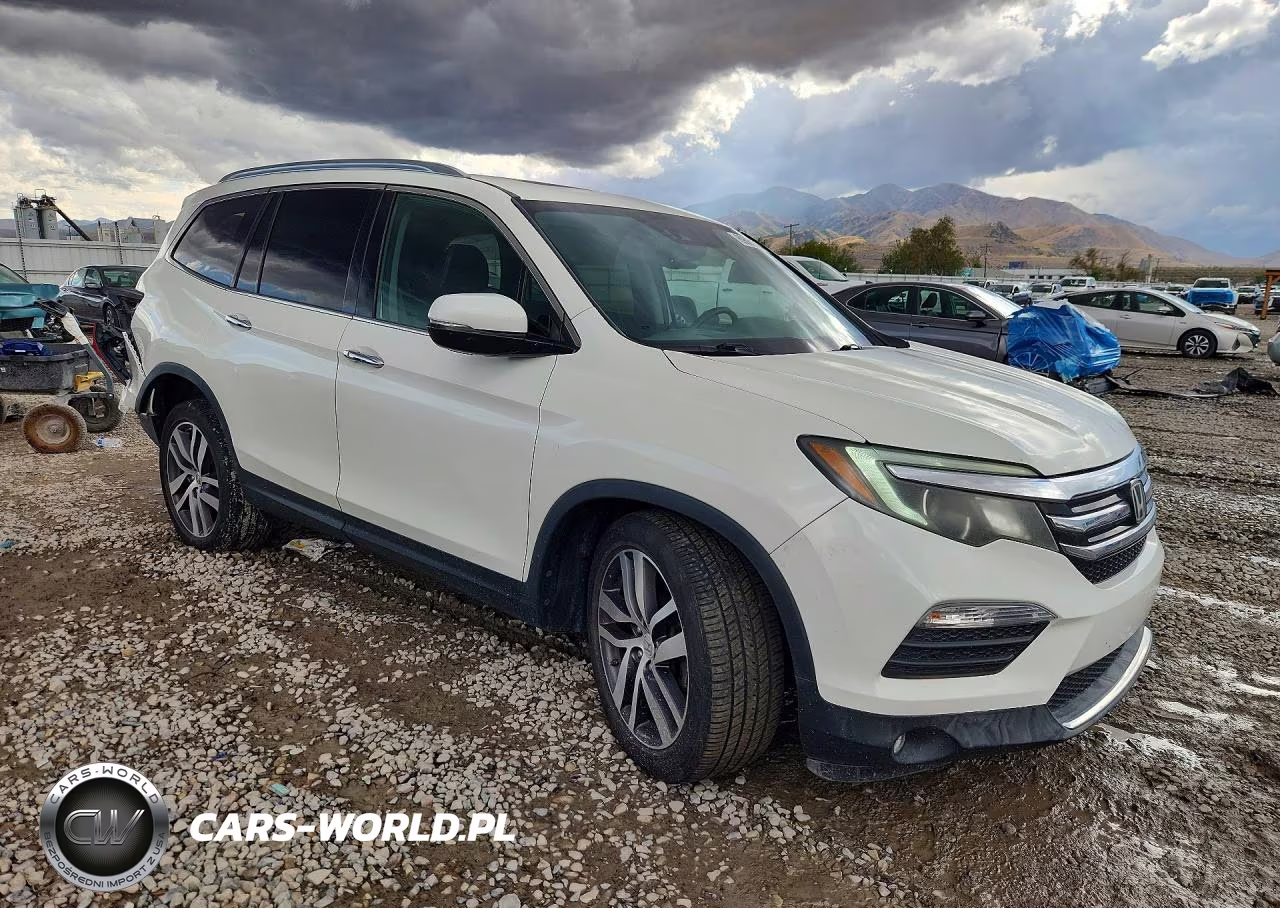 2017 Honda Pilot Elite VIN:5FNYF6H00HB098310 - 4