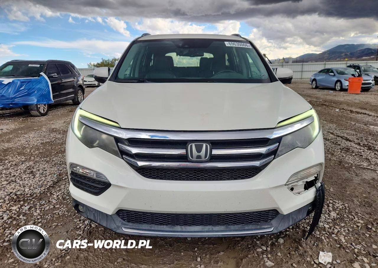 2017 Honda Pilot Elite VIN:5FNYF6H00HB098310 - 5