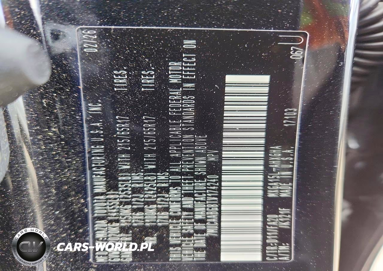 2026 Toyota Corolla Cross Le VIN:7MUCAABG8TV174240 - 14