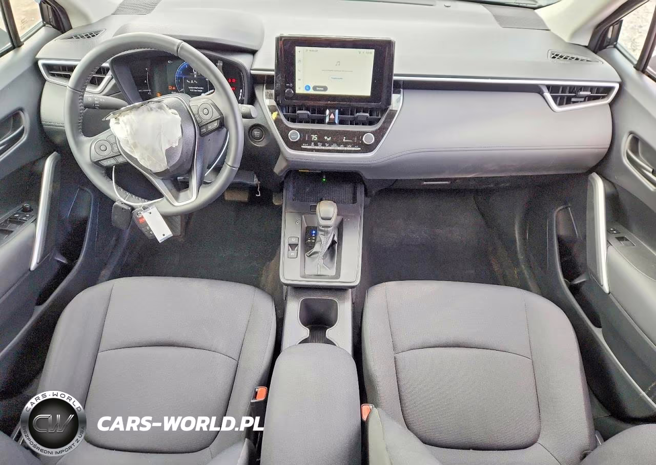 2026 Toyota Corolla Cross Le VIN:7MUCAABG8TV174240 - 8