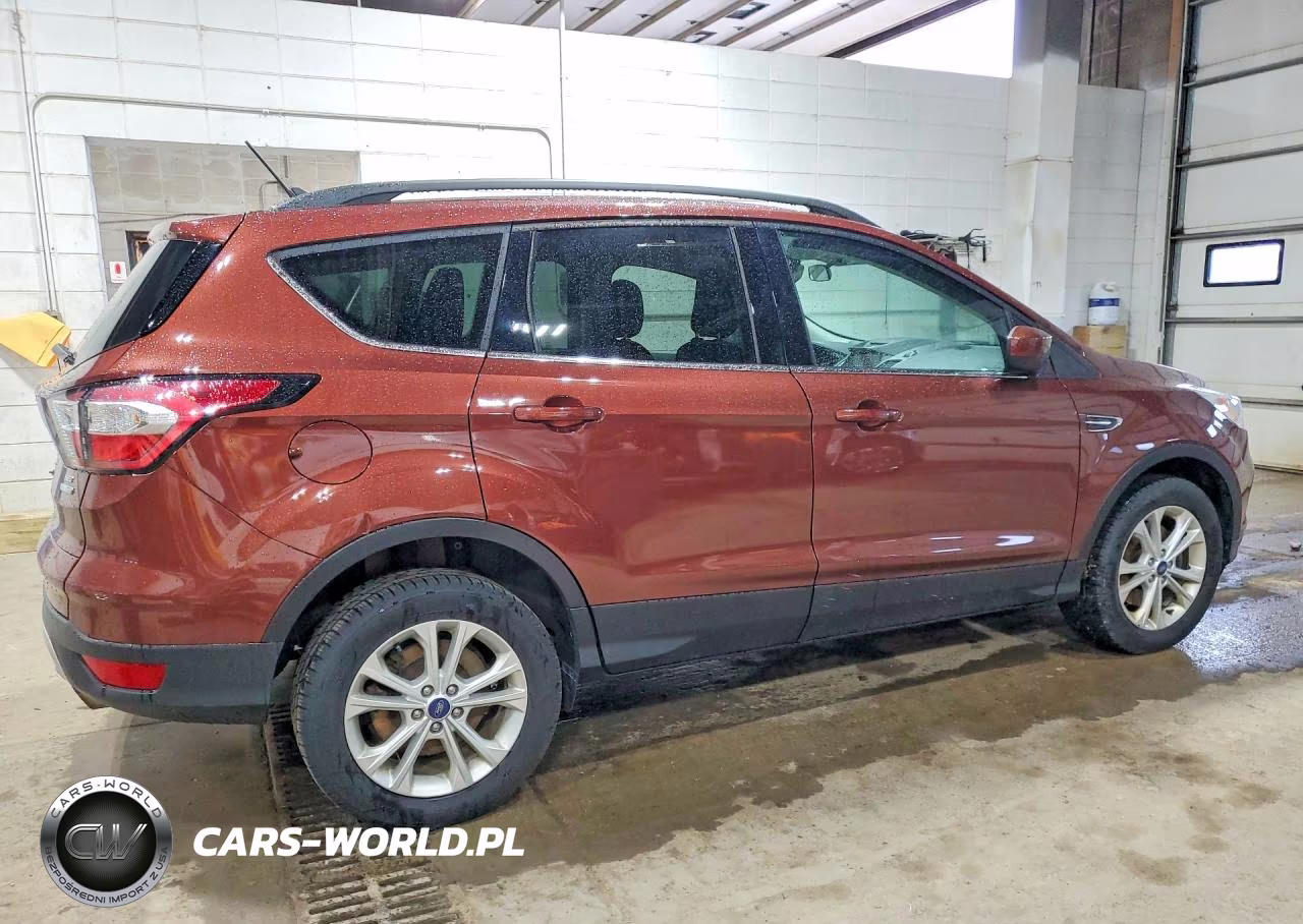 2018 Ford Escape Se VIN:1FMCU9GD4JUA50243 - 3
