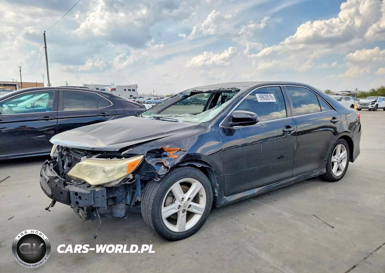 2014 Toyota Camry Se VIN:4T1BF1FK0EU844881 - 1