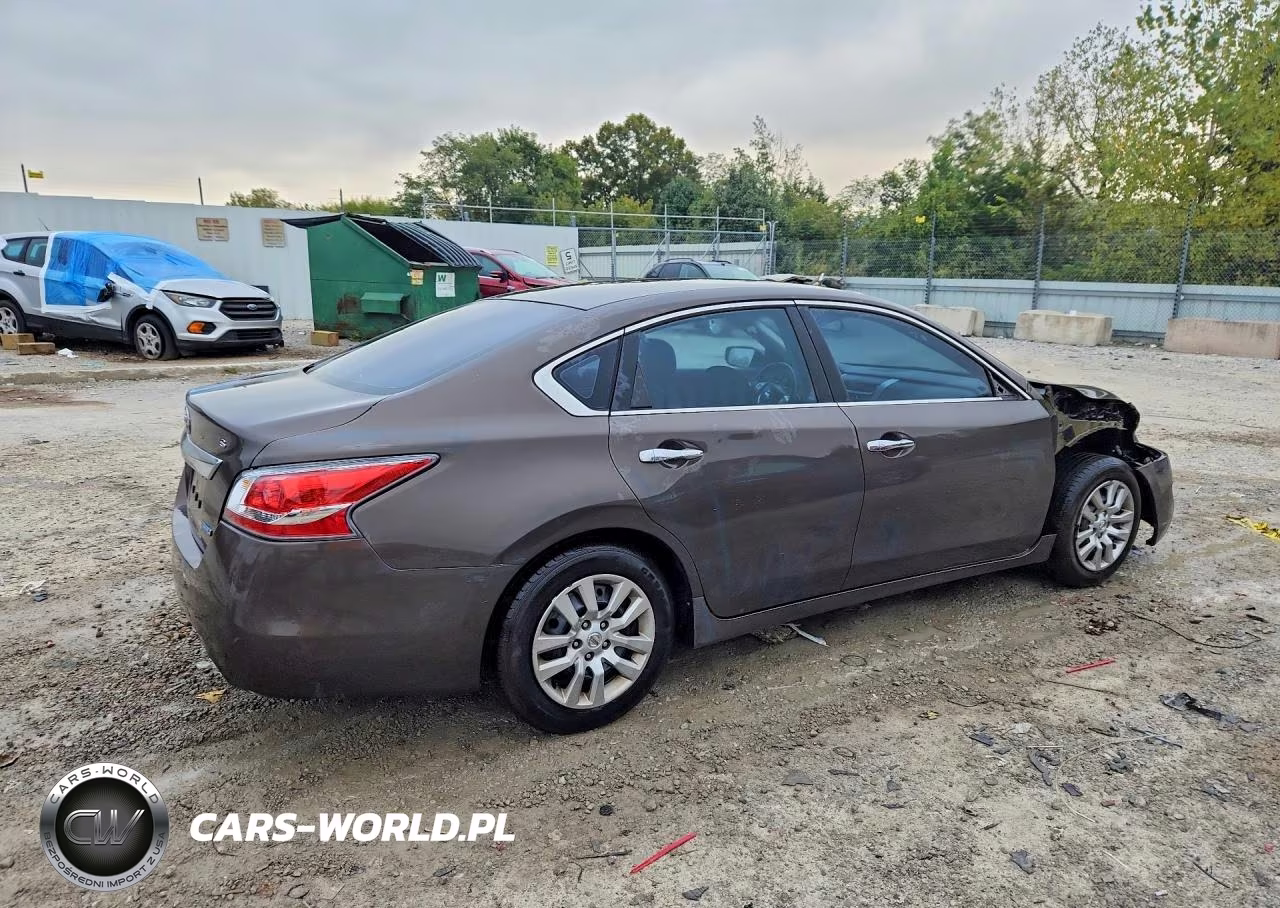 2014 Nissan Altima 2.5 S VIN:1N4AL3APXEN339390 - 3