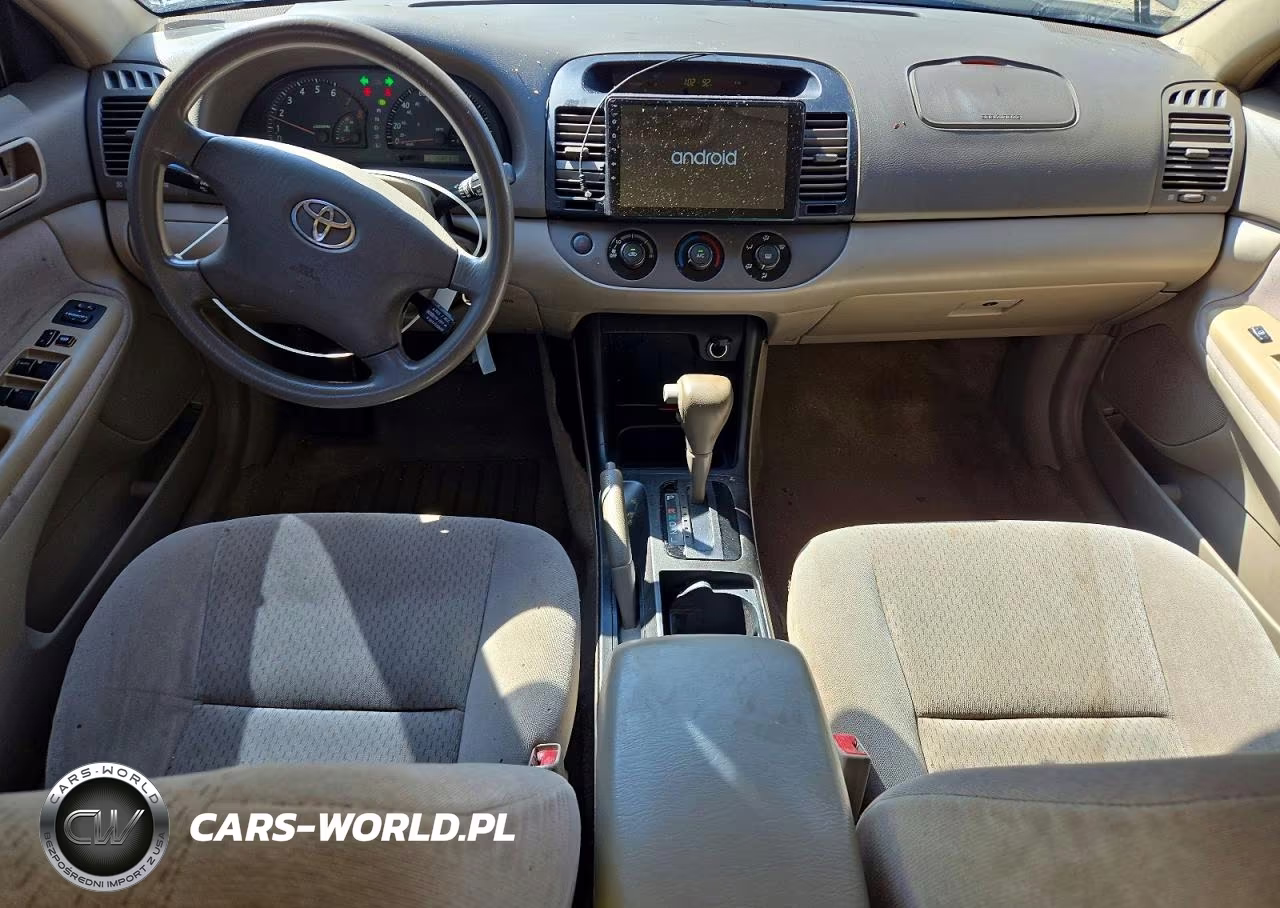 2003 Toyota Camry Le VIN:4T1BE32K23U127643 - 8