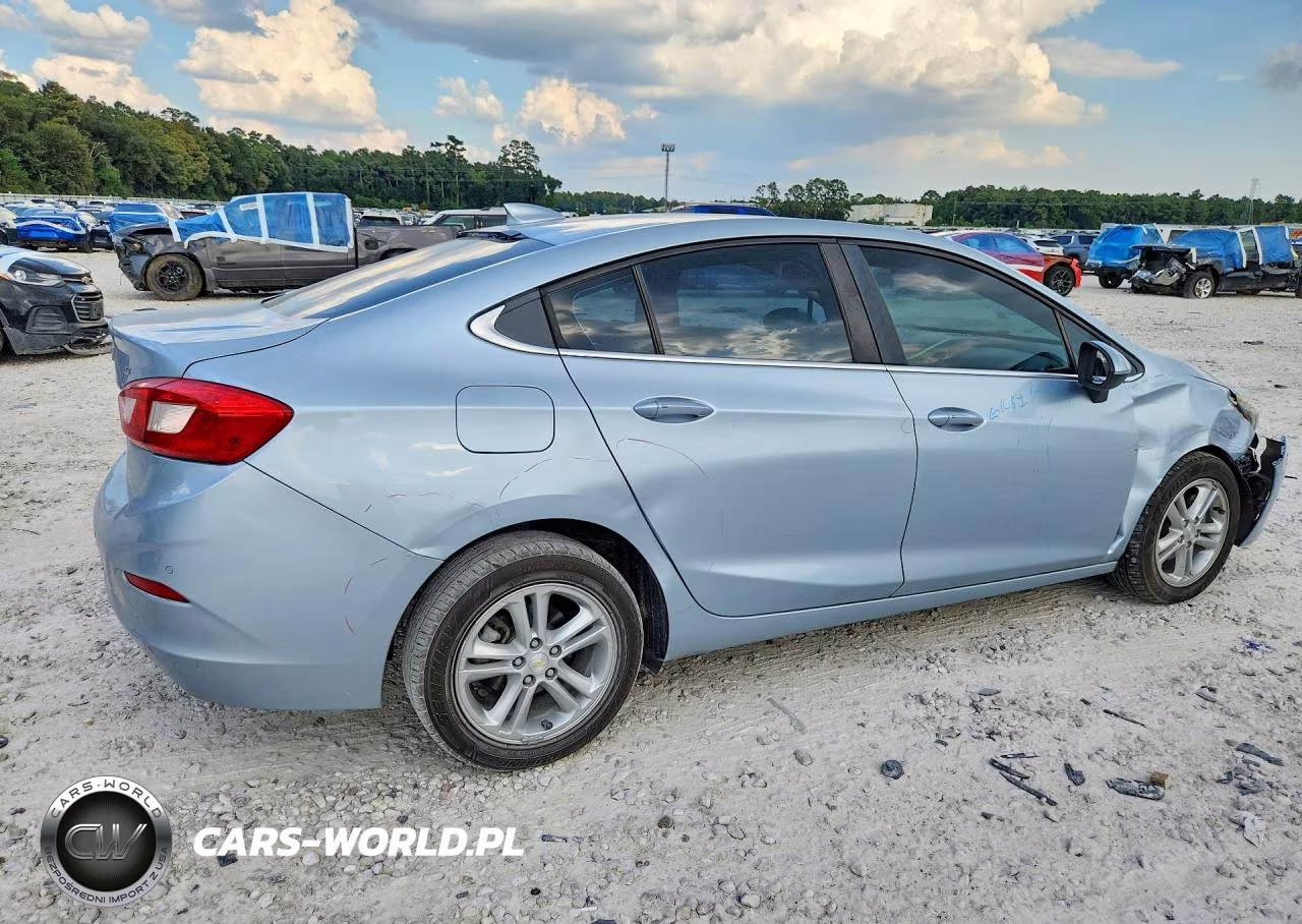 2017 Chevrolet Cruze Lt VIN:3G1BE5SM4HS546630 - 3