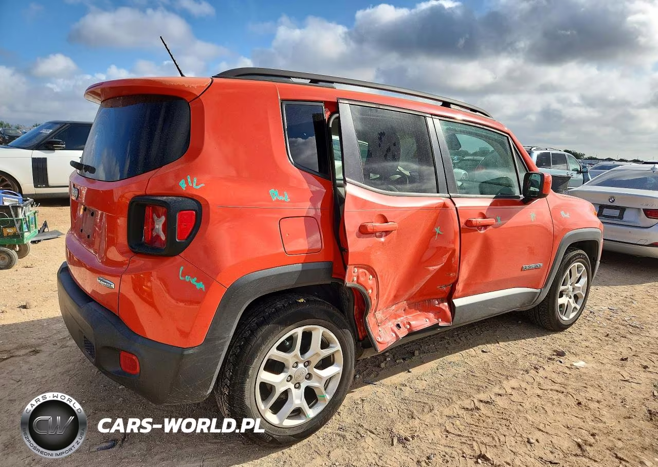 2016 Jeep Renegade Latitude VIN:ZACCJABT6GPD84944 - 3