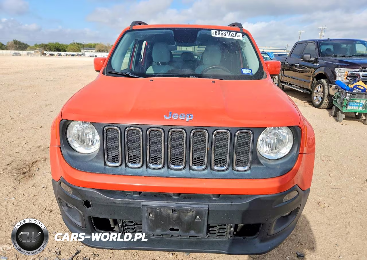 2016 Jeep Renegade Latitude VIN:ZACCJABT6GPD84944 - 5
