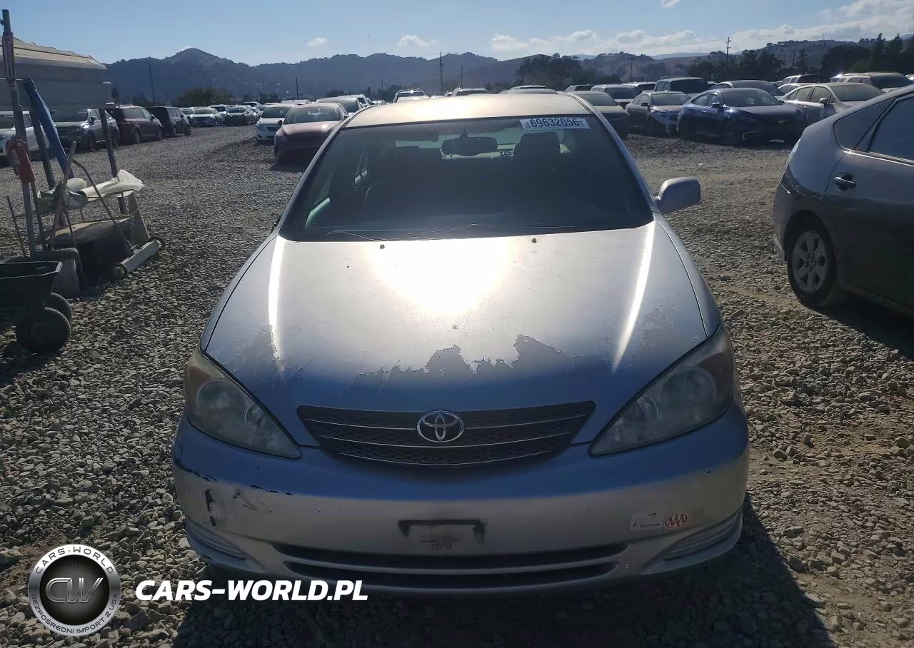 2002 Toyota Camry Le V6 VIN:4T1BF30K52U521331 - 5