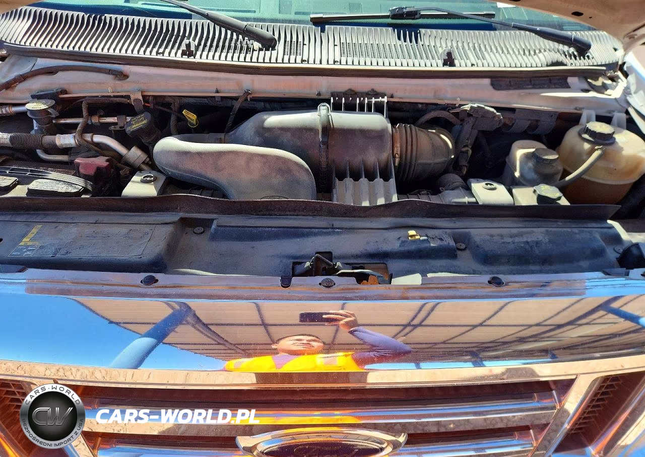 2010 Ford Econoline E250 Van VIN:1FTNS2EL6ADA25963 - 12