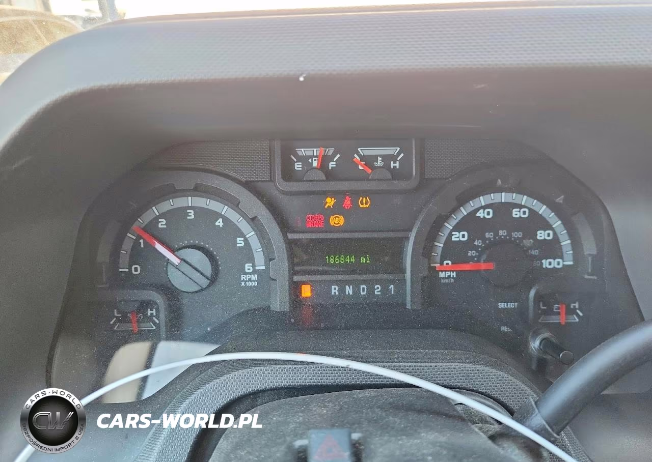 2010 Ford Econoline E250 Van VIN:1FTNS2EL6ADA25963 - 9