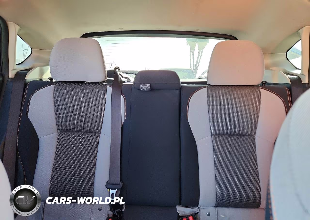 2018 Subaru Crosstrek Premium VIN:JF2GTADC3J8282865 - 10