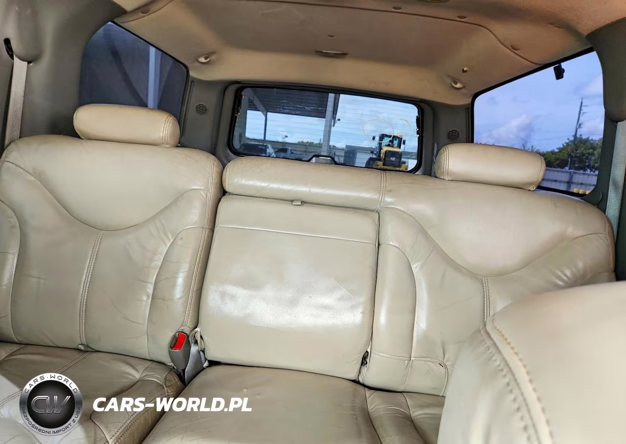 2000 GMC Yukon Xl C1500 VIN:3GKEC16T2YG217033 - 10