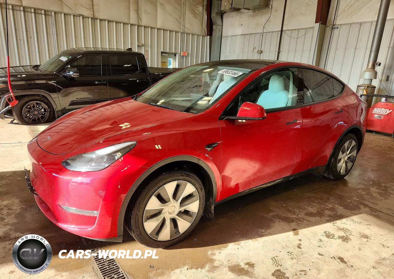 2023 Tesla Model Y VIN:7SAYGDEE2PF780222 - 1
