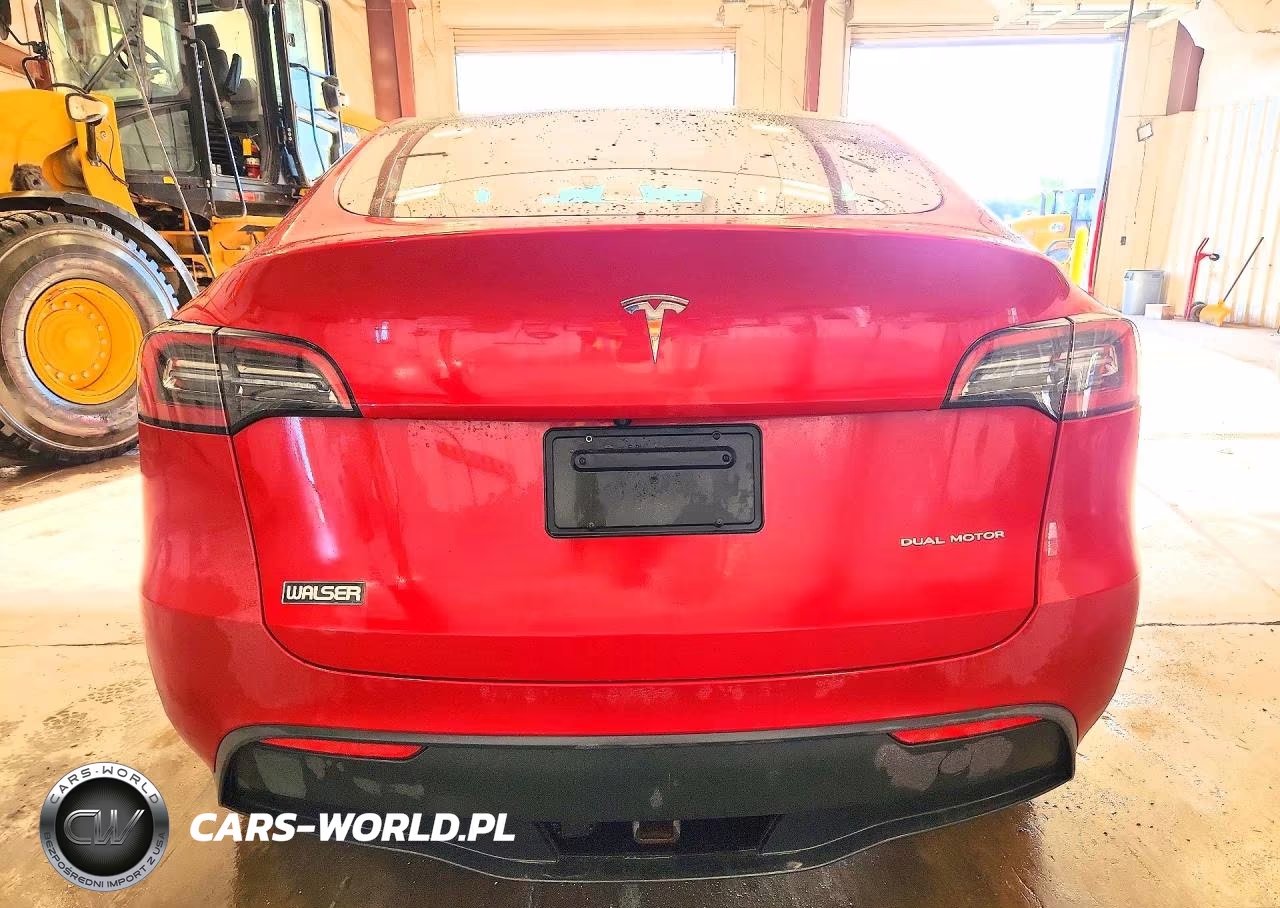 2023 Tesla Model Y VIN:7SAYGDEE2PF780222 - 6