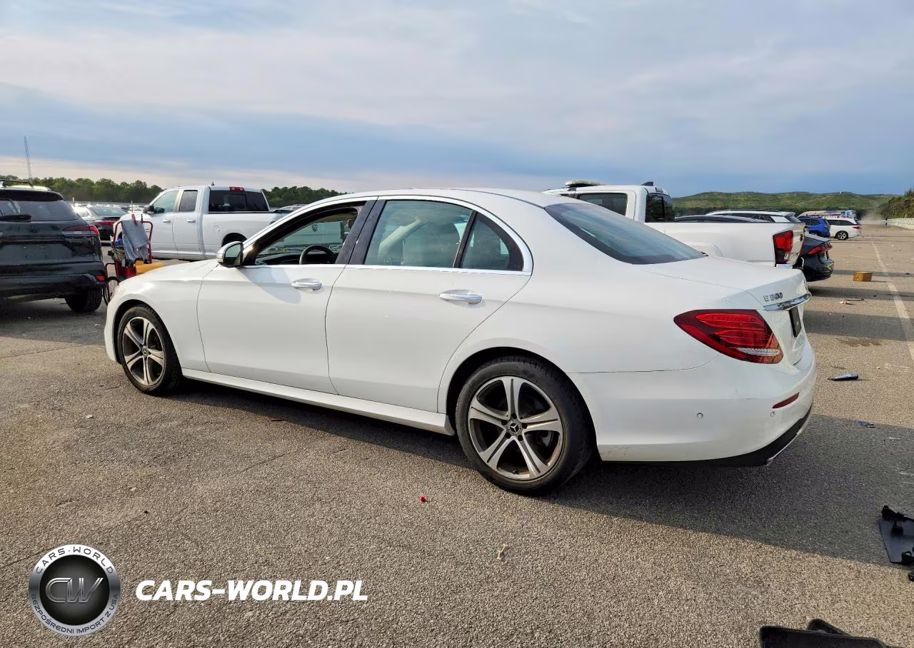 2018 Mercedes-Benz E 300 VIN:WDDZF4JB4JA436865 - 2