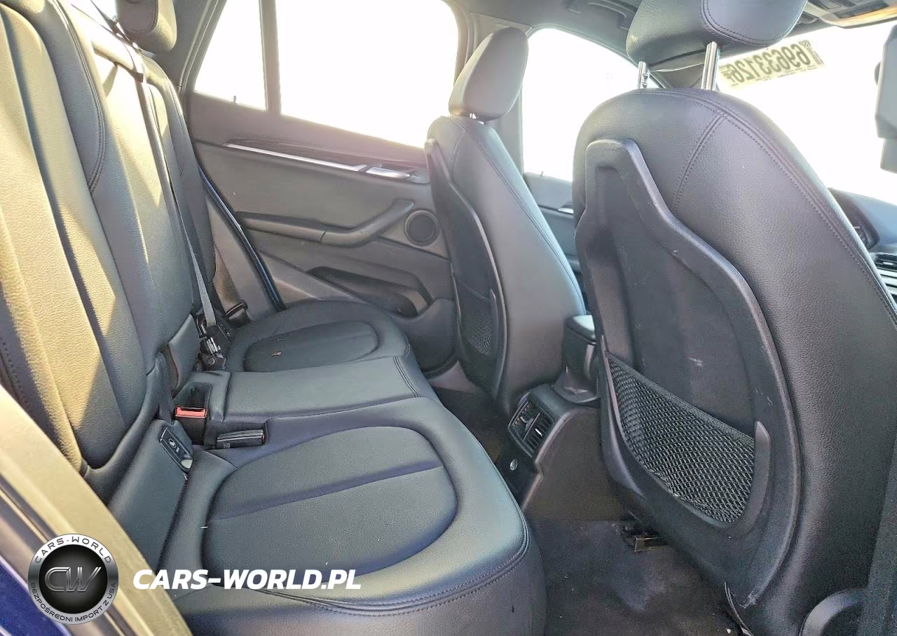 2018 BMW X1 xDrive28I VIN:WBXHT3C33J5K28471 - 10