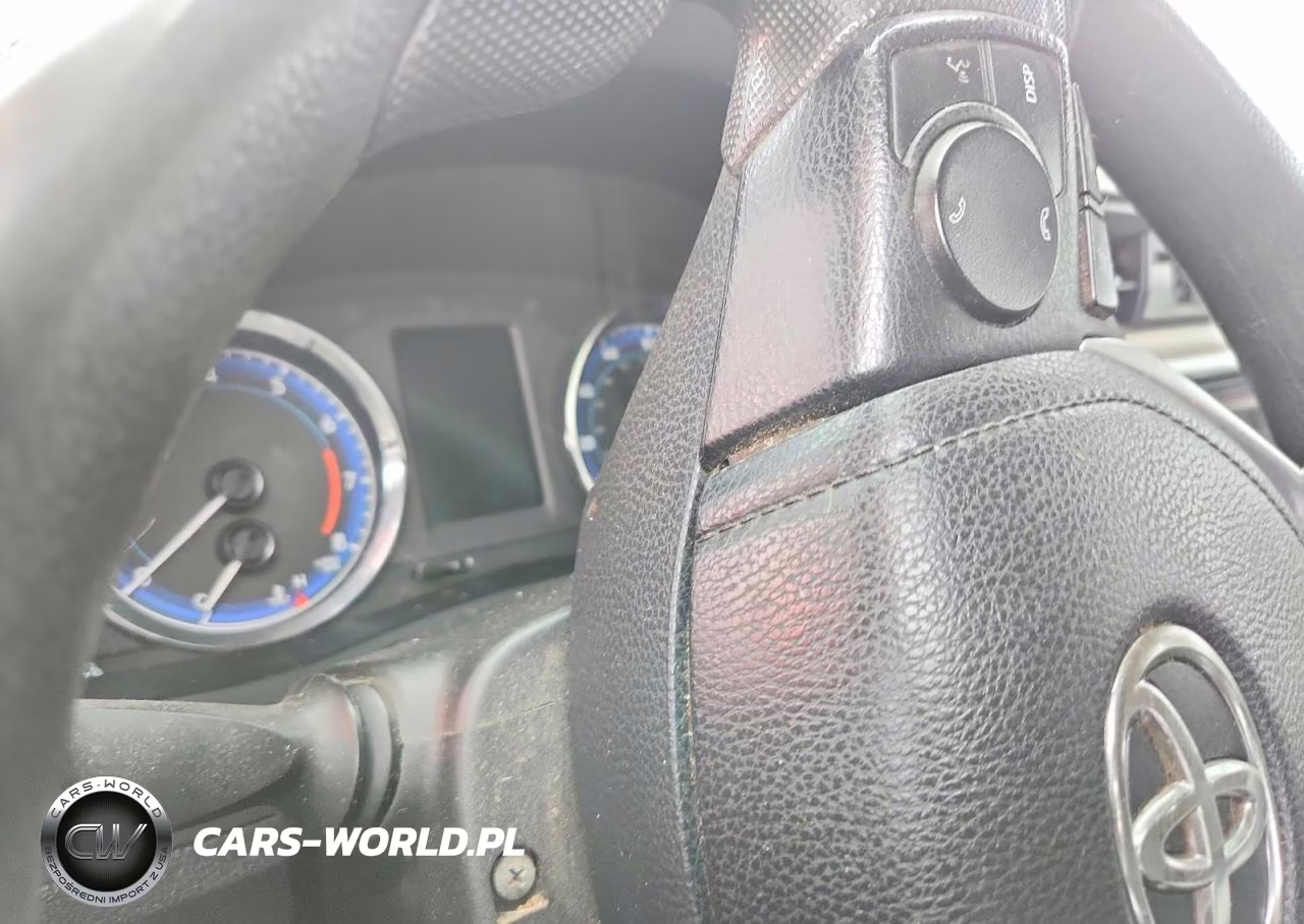 2018 Toyota Corolla Le VIN:2T1BURHE8JC972972 - 9