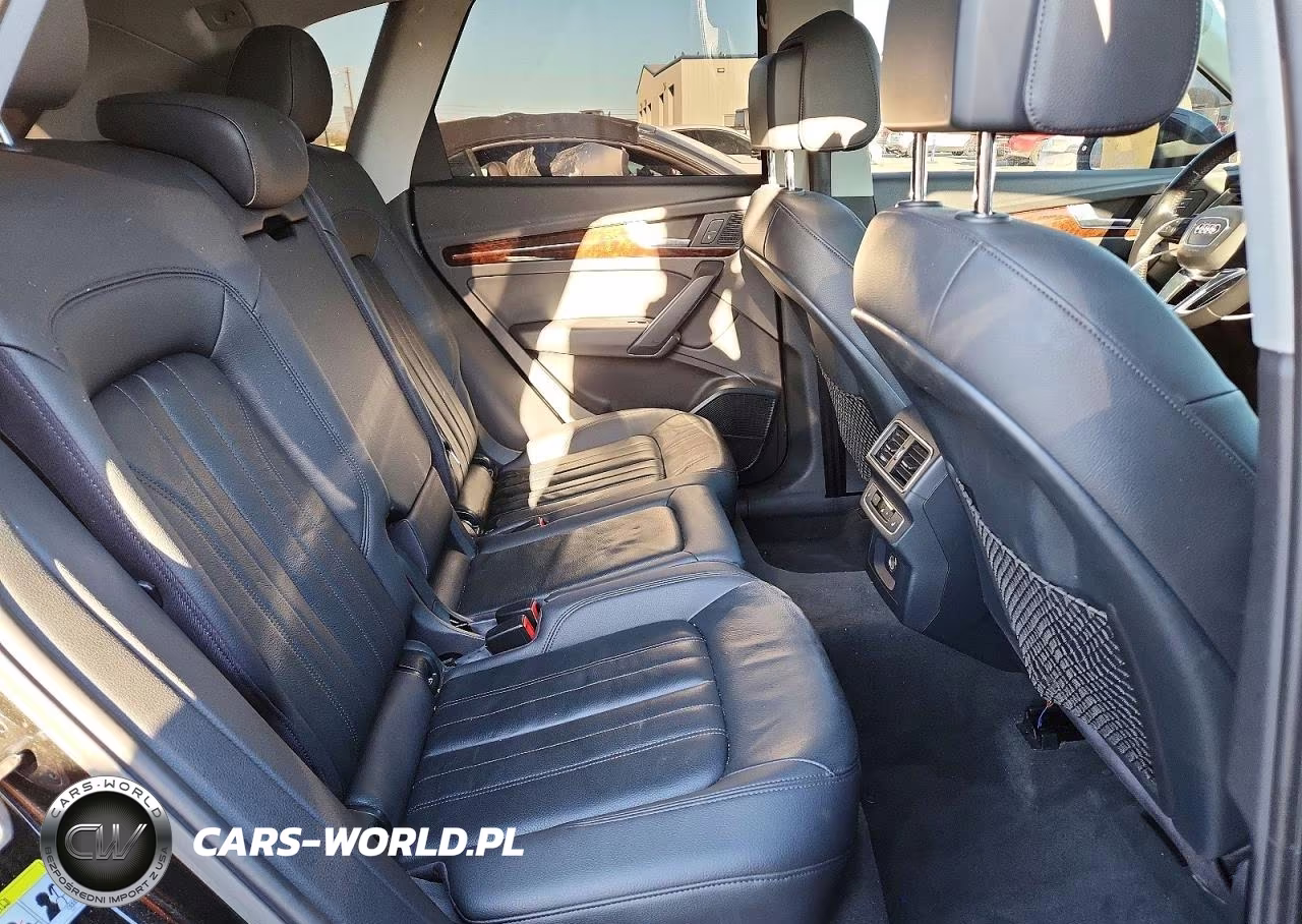 2018 Audi Q5 Premium Plus VIN:WA1BNAFY9J2000544 - 10