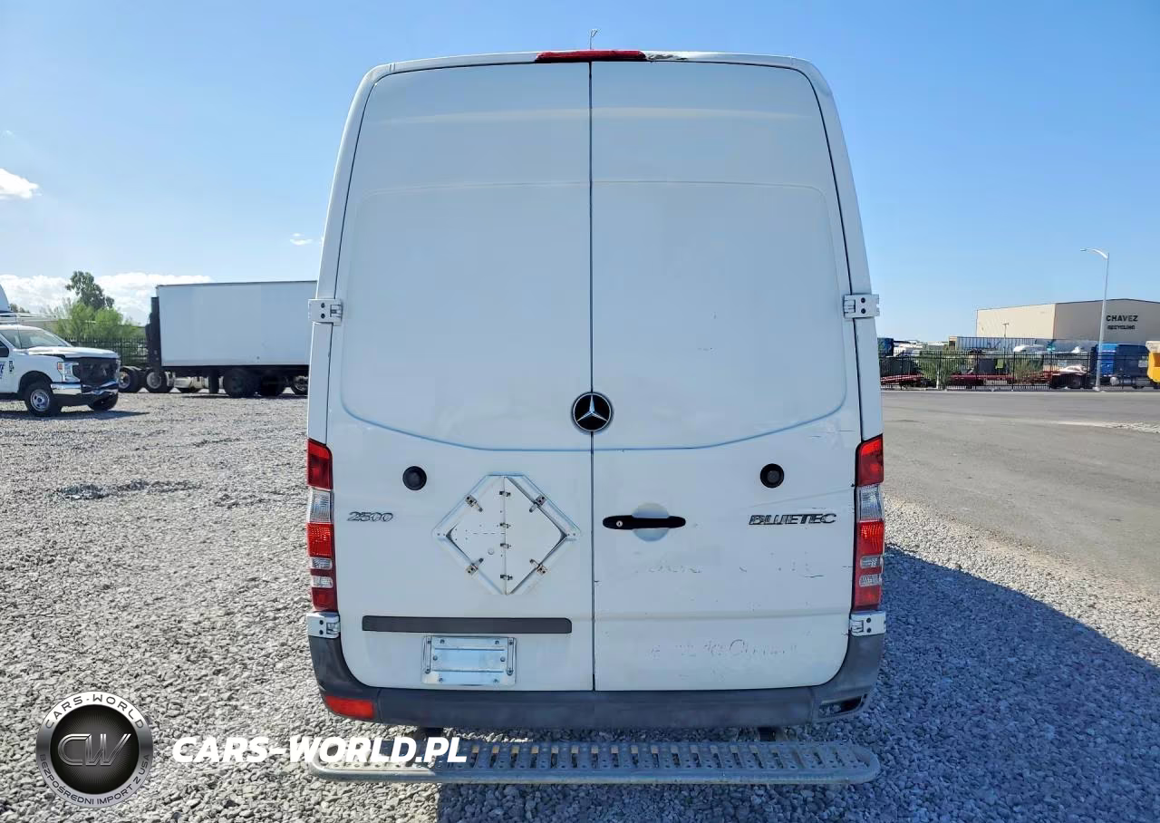 2011 Mercedes-Benz Sprinter 2500 VIN:WD3PE8CB5B5603392 - 6