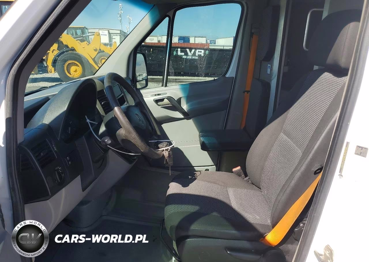 2011 Mercedes-Benz Sprinter 2500 VIN:WD3PE8CB5B5603392 - 7