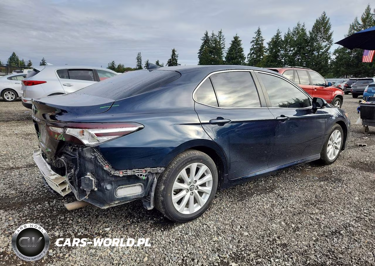 2019 Toyota Camry Le VIN:4T1B11HK8KU235030 - 3