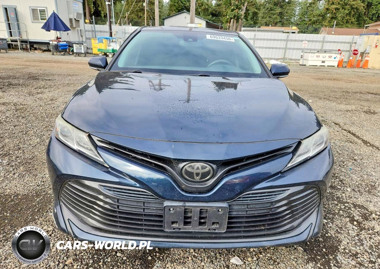 2019 Toyota Camry Le VIN:4T1B11HK8KU235030 - 5
