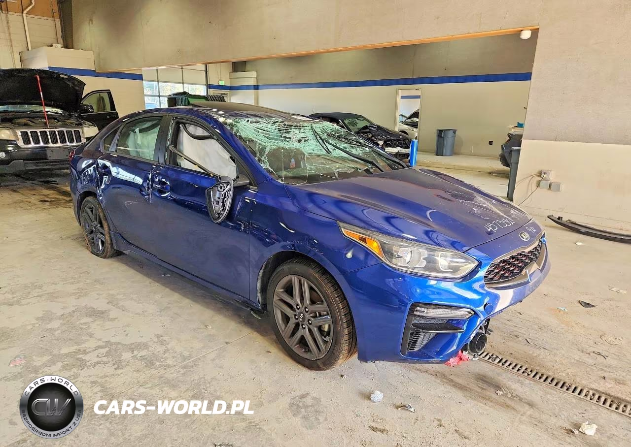 2021 Kia Forte Gt Line VIN:3KPF34ADXME418380 - 4