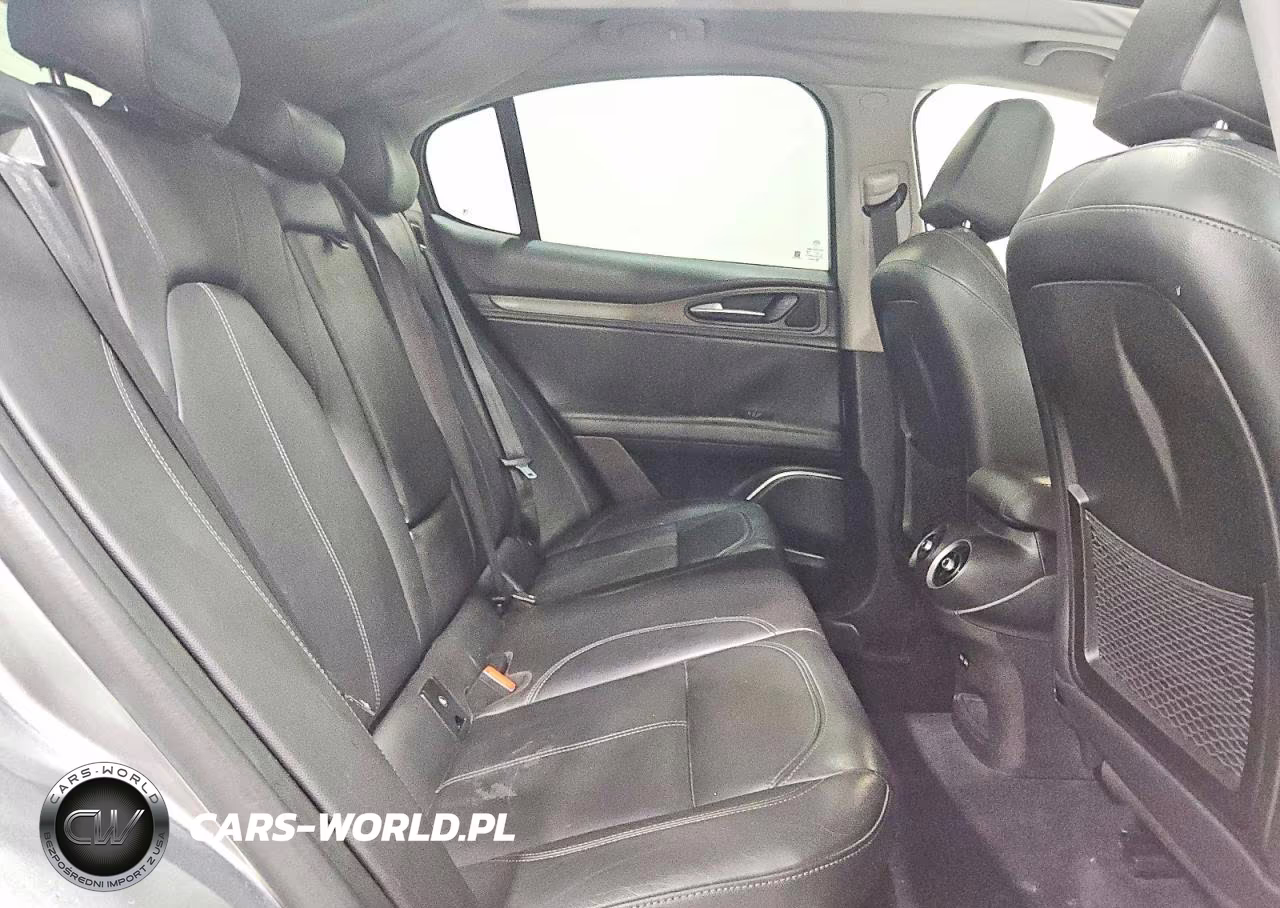 2018 Alfa Romeo Stelvio Ti VIN:ZASFAKBN6J7B98384 - 11