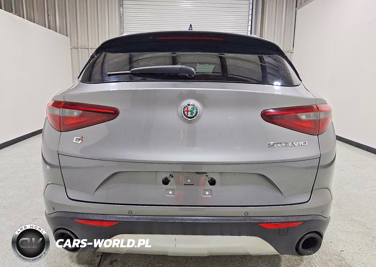 2018 Alfa Romeo Stelvio Ti VIN:ZASFAKBN6J7B98384 - 6