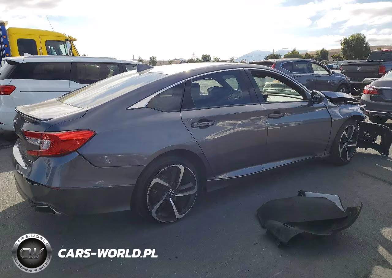 2018 Honda Accord Sport VIN:1HGCV1F35JA099336 - 3
