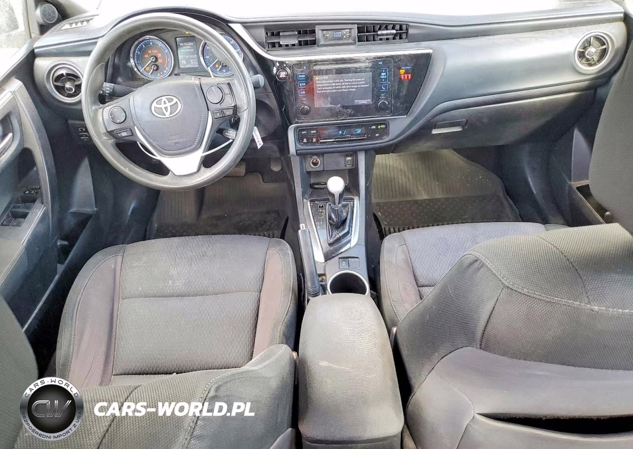 2018 Toyota Corolla Le VIN:5YFBURHE4JP833440 - 8