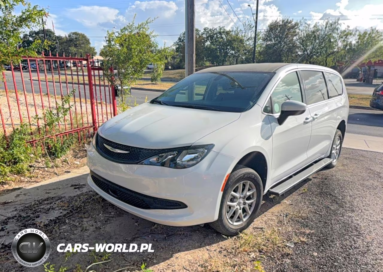 2022 Chrysler Voyager Lx VIN:2C4RC1CGXNR203889 - 2