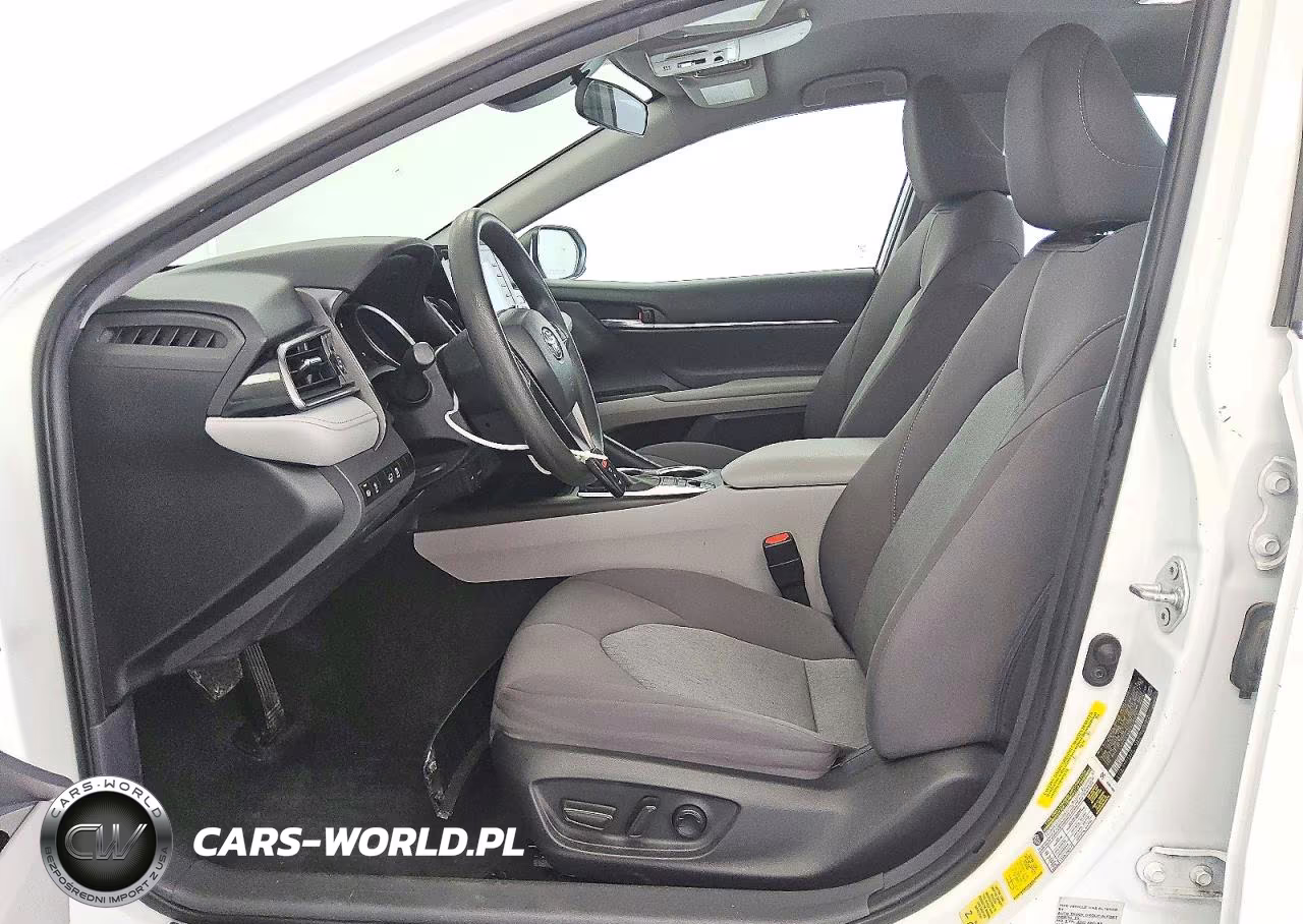 2022 Toyota Camry Le VIN:4T1C31AK3NU585792 - 7