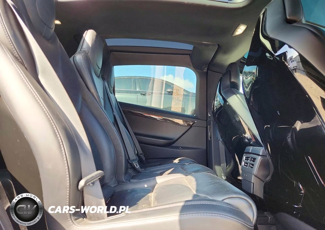 2016 Tesla Model X VIN:5YJXCAE25GF006488 - 11
