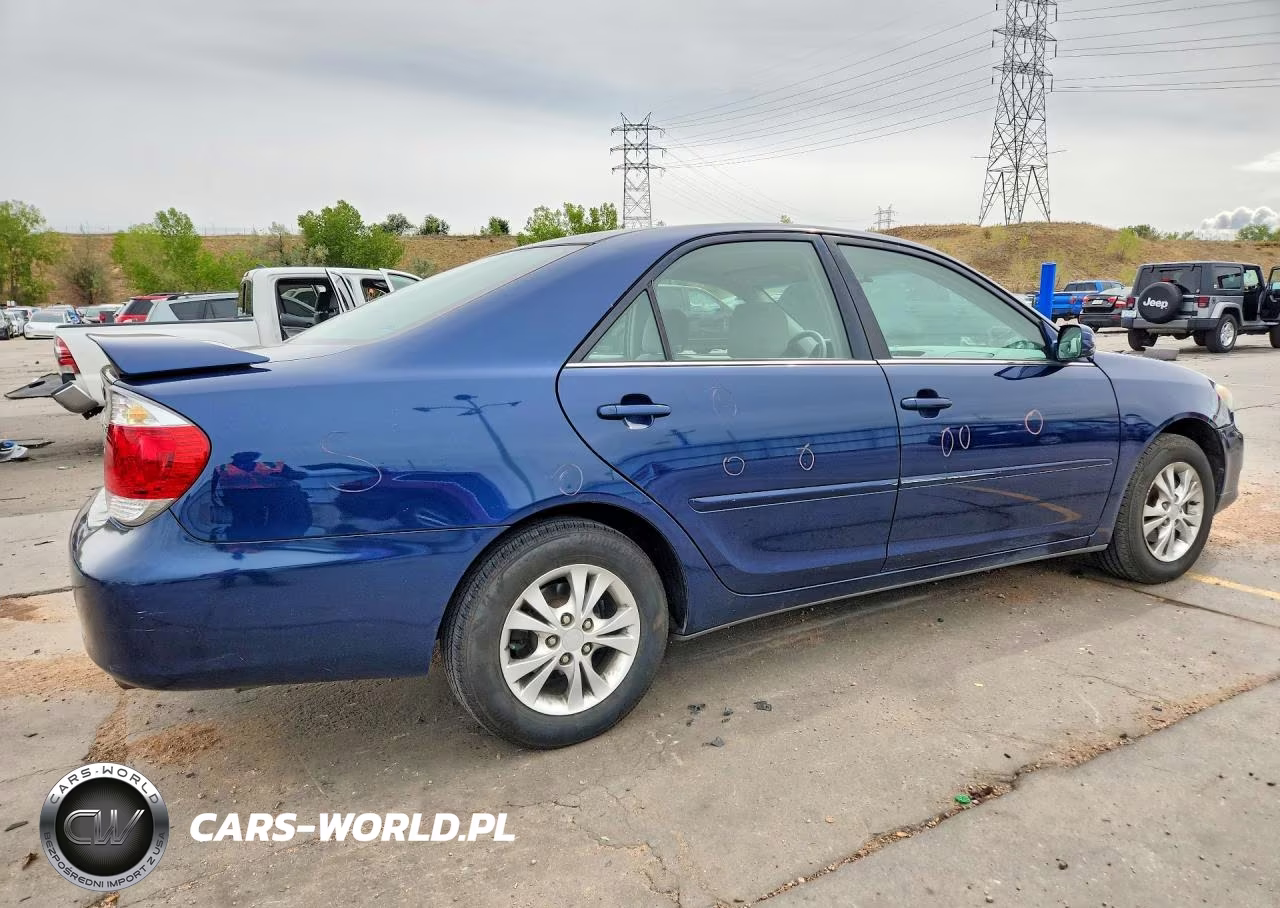 2005 Toyota Camry Le V6 VIN:4T1BF30K85U102104 - 3